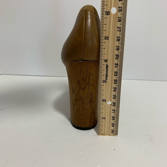 Banana Republic Leather Peep Toe Pump Heel… - Picture 8 of 8